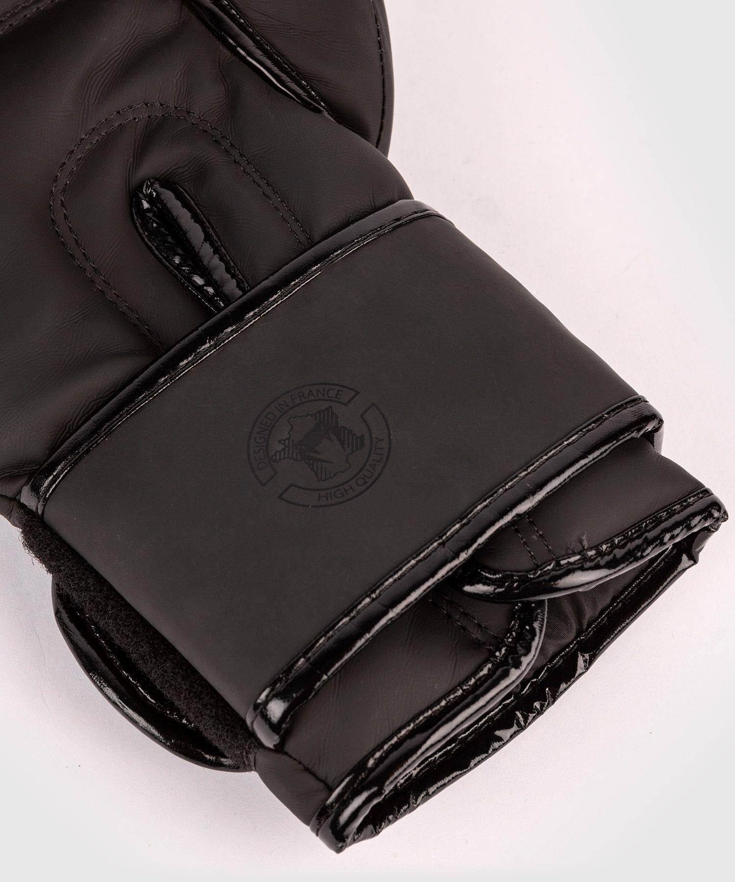 VENUM Boxing Gloves - Challenger 2.0