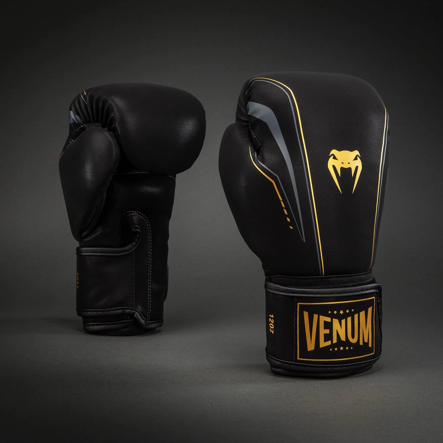 Venum Streamline Boxing Gloves - Black/Gold 14oz