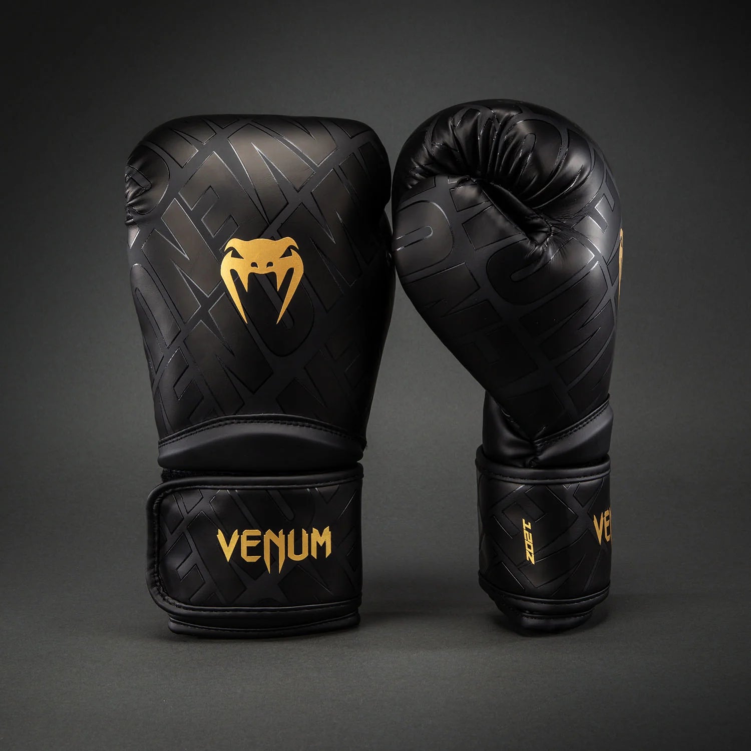 Venum Contender 1.5 XT 3D Boxing Gloves - Black/Gold 16oz